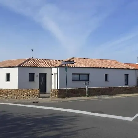 بيت للعطل Maison A La Chaume Proche Sauvage 3chambres لي سابلِ دولونْ